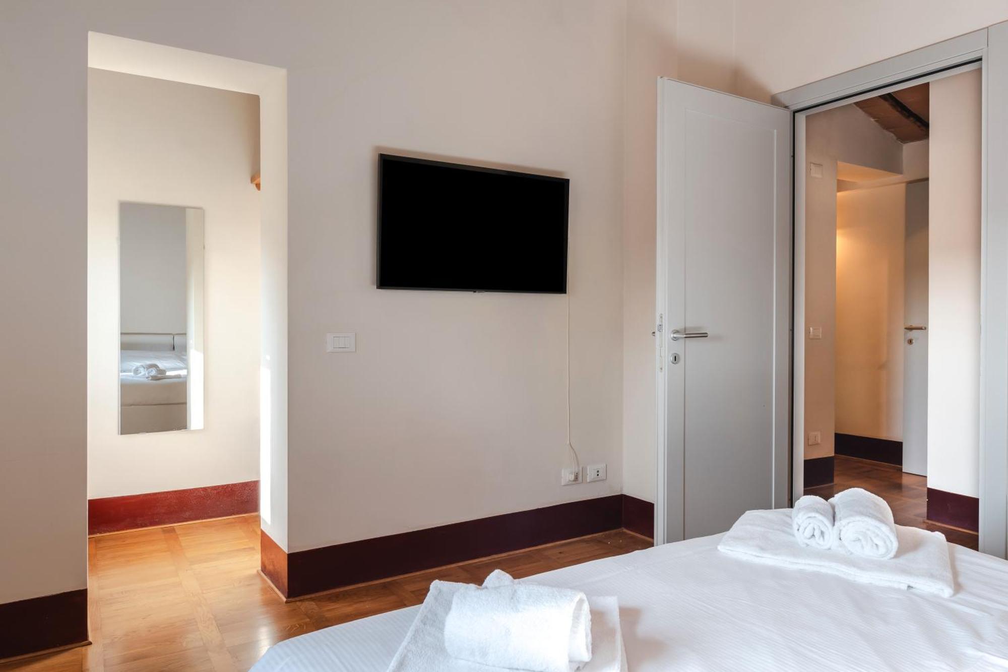 Borgo Syrah Hotel Cortona Exterior foto